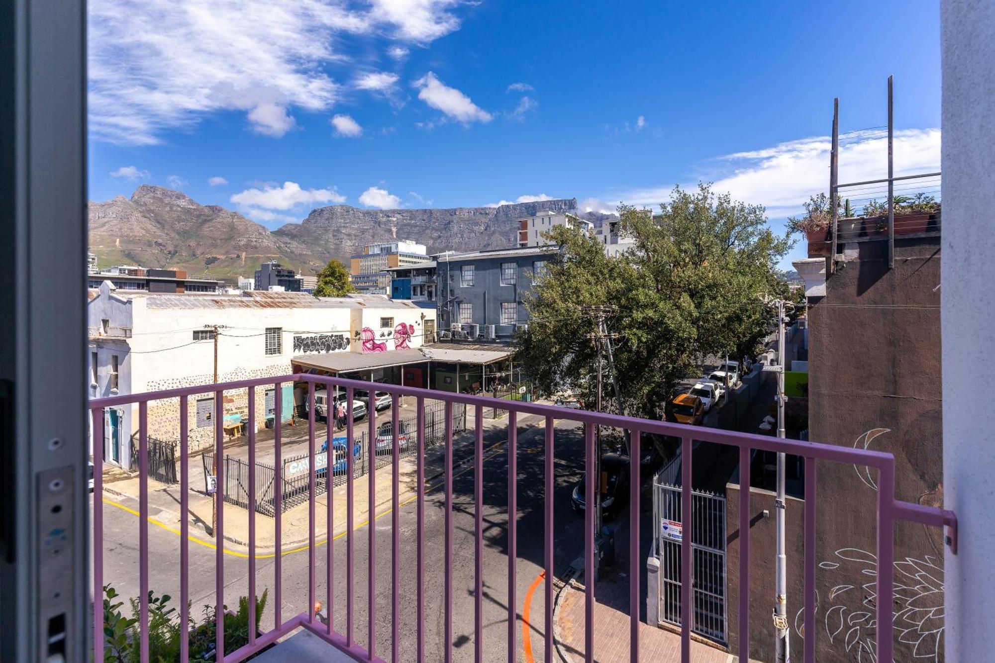 The Rose 307: Modern With Pool * Kaapstad