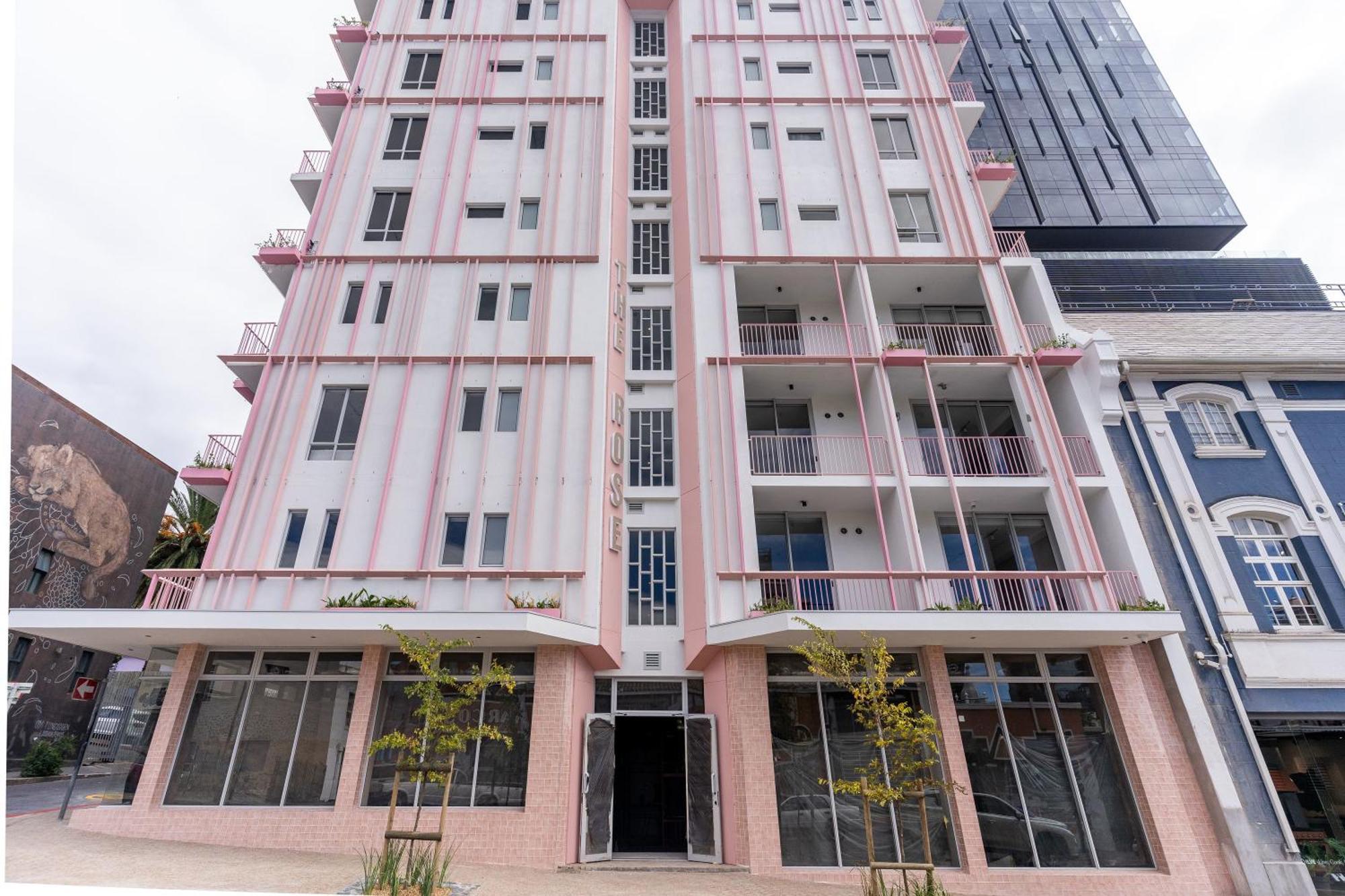 The Rose 307: Modern With Pool Appartement Kaapstad
