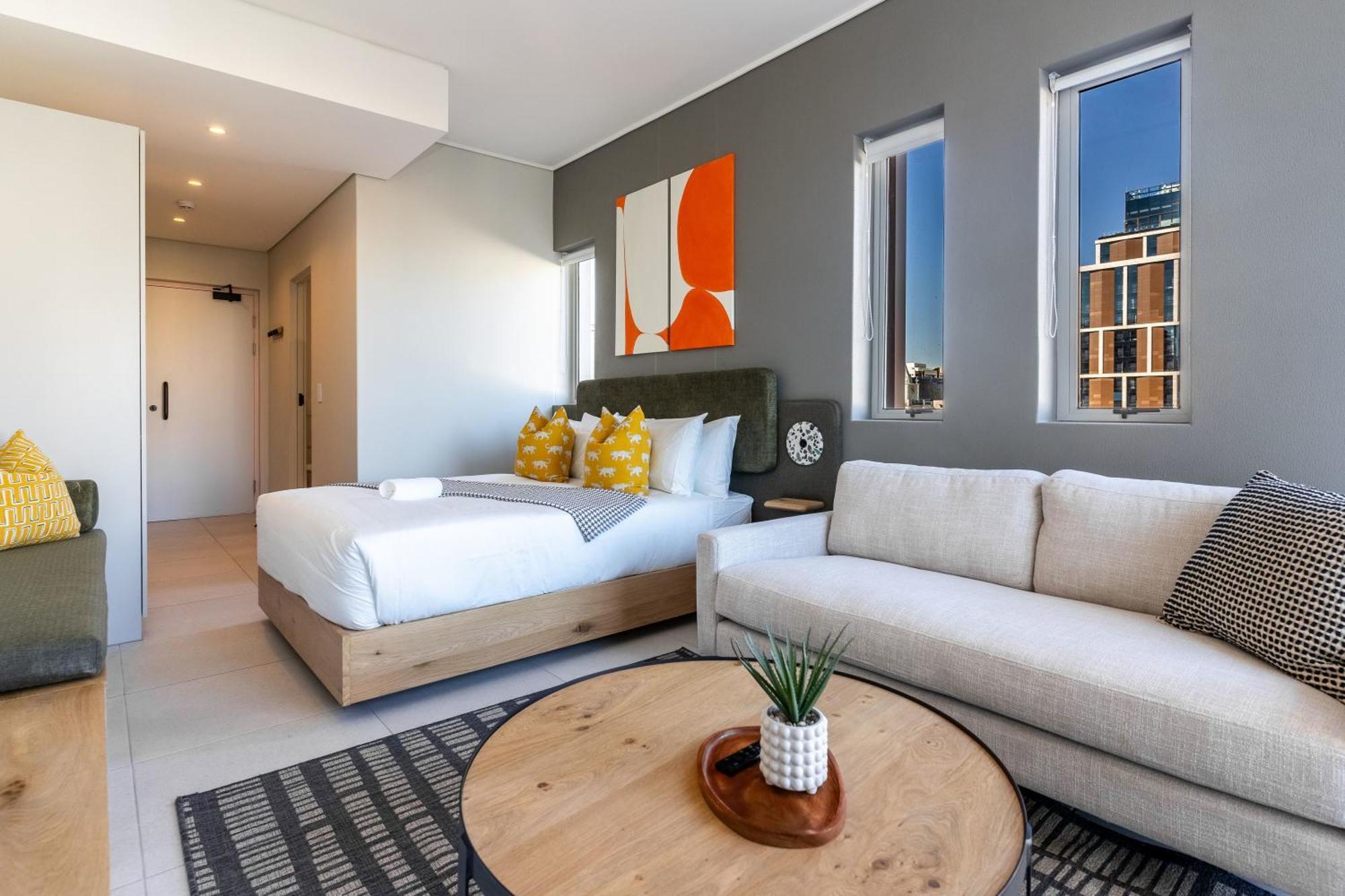 Apartment The Rose 307: Modern With Pool Cape Town